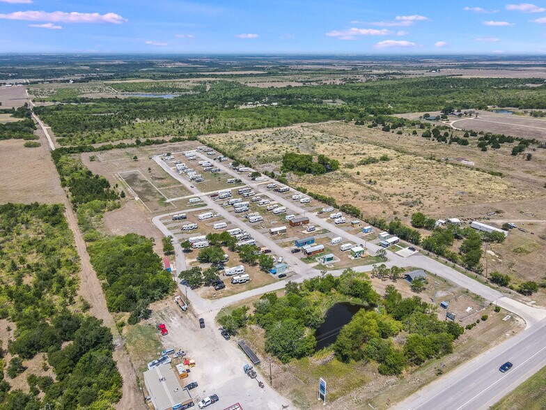 4889 N US Highway 183, Lockhart, TX for sale - Building Photo - Image 1 of 1