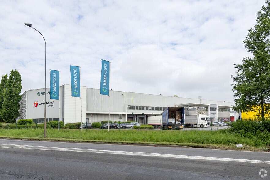 6 Rue Jean Mermoz, Compans for lease - Building Photo - Image 3 of 3