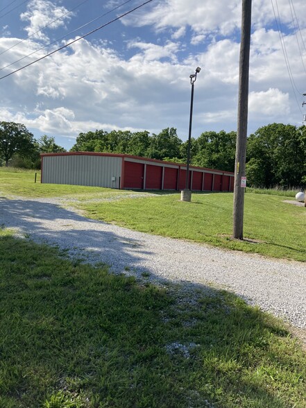 22211 US Hwy 54, Hermitage, MO for sale - Primary Photo - Image 1 of 1