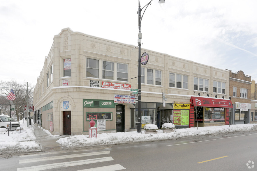 2733-2741 W Devon Ave, Chicago, IL for sale - Primary Photo - Image 1 of 1