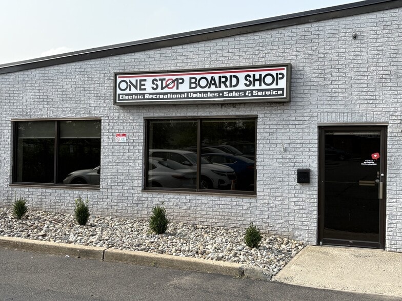 21-29 Union Ave, Somerville, NJ for lease - Building Photo - Image 2 of 7