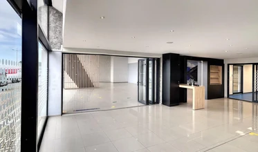 Retail in Puget-sur-Argens for lease Interior Photo- Image 2 of 10