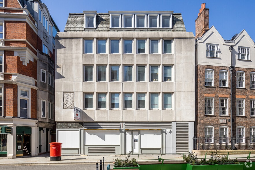 Lincolns Inn Fields, London for sale - Primary Photo - Image 1 of 1