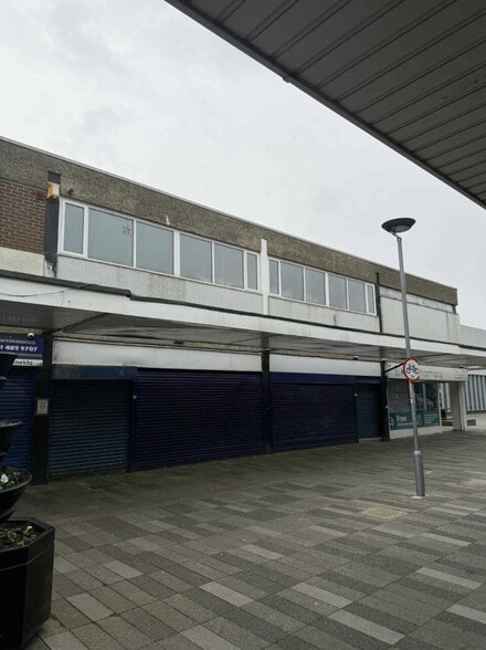 6, 8 and 10 St. Johns Precinct precinct, Hebburn for lease - Primary Photo - Image 1 of 1