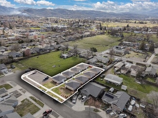 More details for 634 Colinwood ct, Medford, OR - Multifamily for Sale