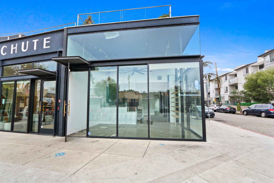 540-542 Rose Ave, Venice, CA for lease - Building Photo - Image 1 of 13