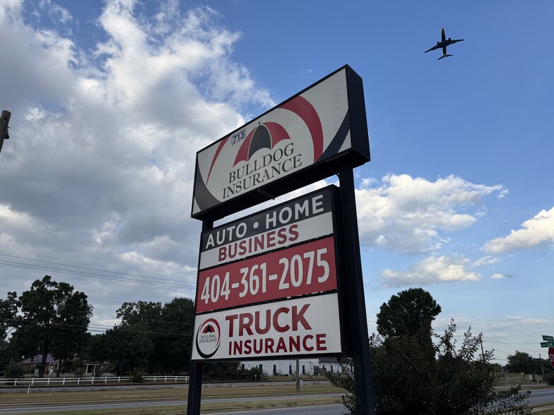 713 Forest Pky, Forest Park, GA for lease - Building Photo - Image 3 of 12