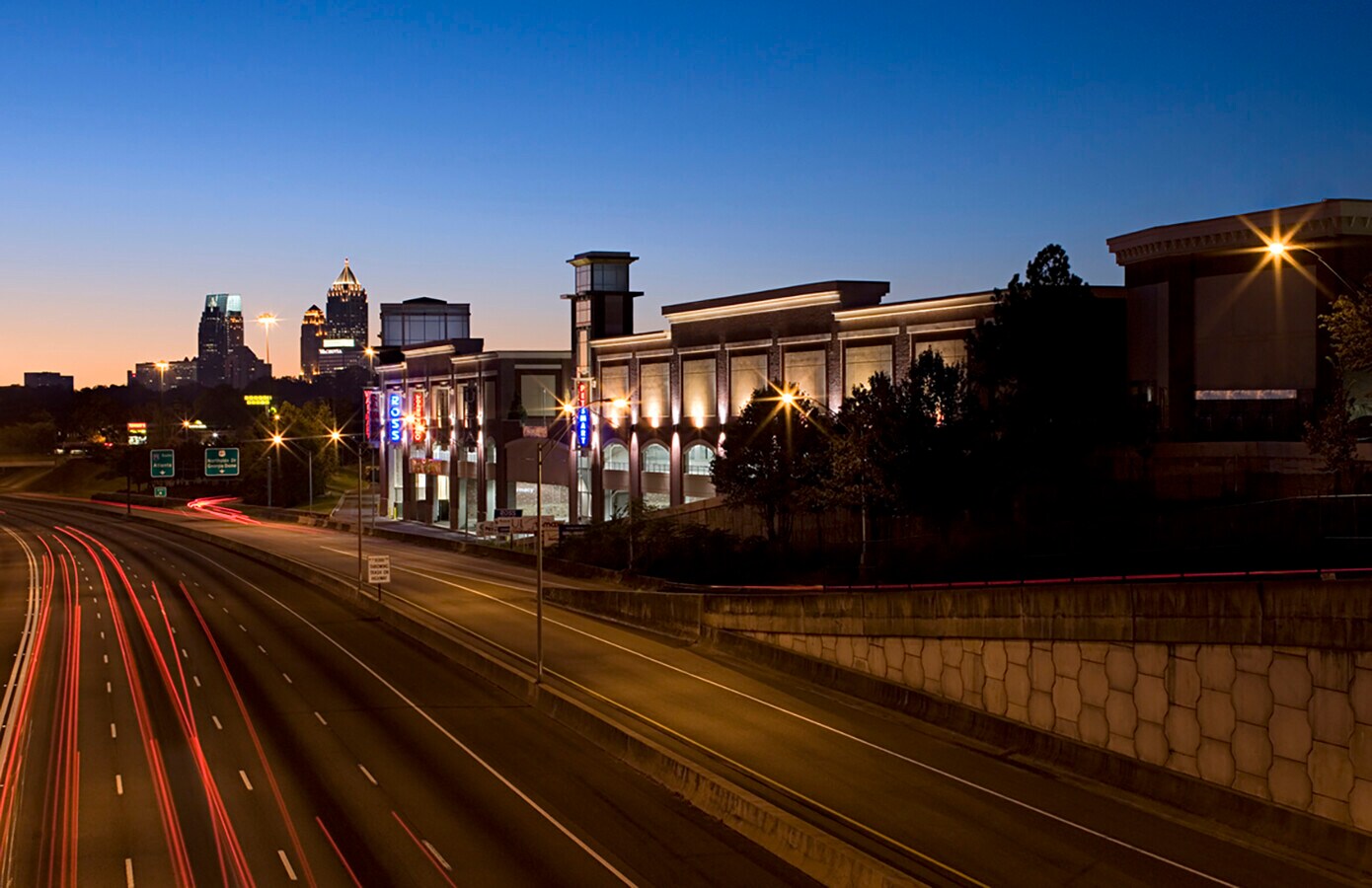 HOWELL MILL Rd, Atlanta, GA 30318 The District At Howell Mill