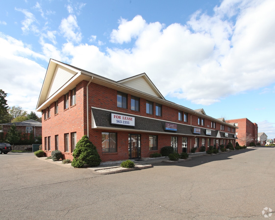 2301 Silas Deane Hwy, Rocky Hill, CT 06067