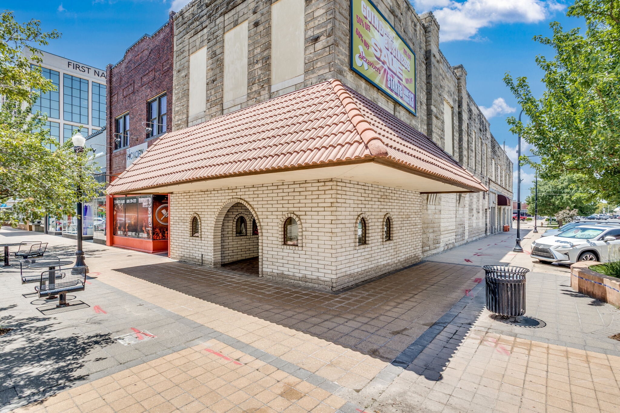 2721 N Main St, Hutchinson, KS for sale Building Photo- Image 1 of 1