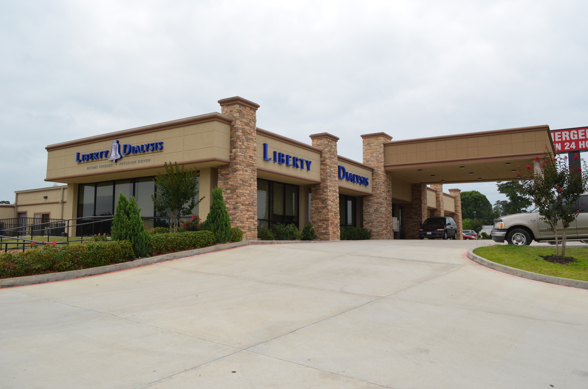 540 Interstate 45 S, Huntsville, TX for lease Building Photo- Image 1 of 4