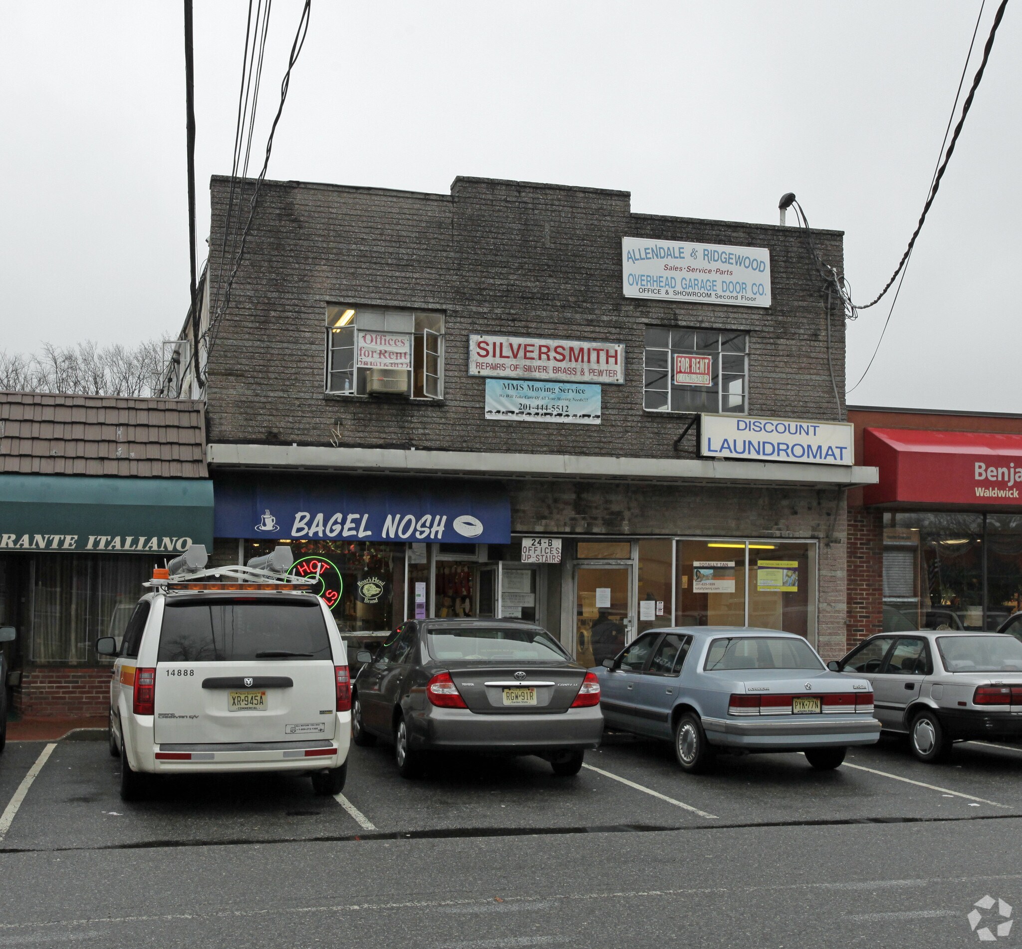 26 E Prospect St, Waldwick, NJ for sale Primary Photo- Image 1 of 1