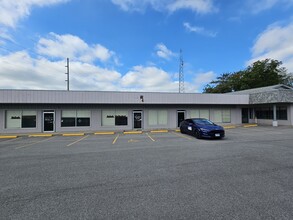 515 E Vienna St, Anna, IL for lease Building Photo- Image 1 of 5