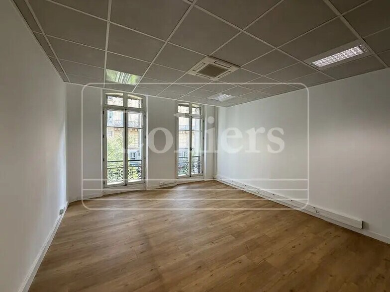 27 Rue De La Republique, Marseille for lease - Interior Photo - Image 1 of 4