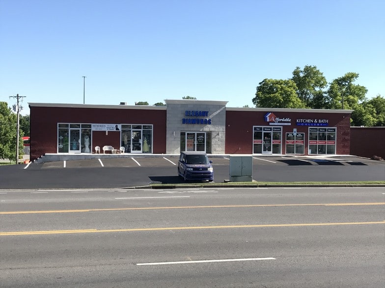 11316-11320 Lebanon Rd, Mount Juliet, TN for lease - Building Photo - Image 3 of 4