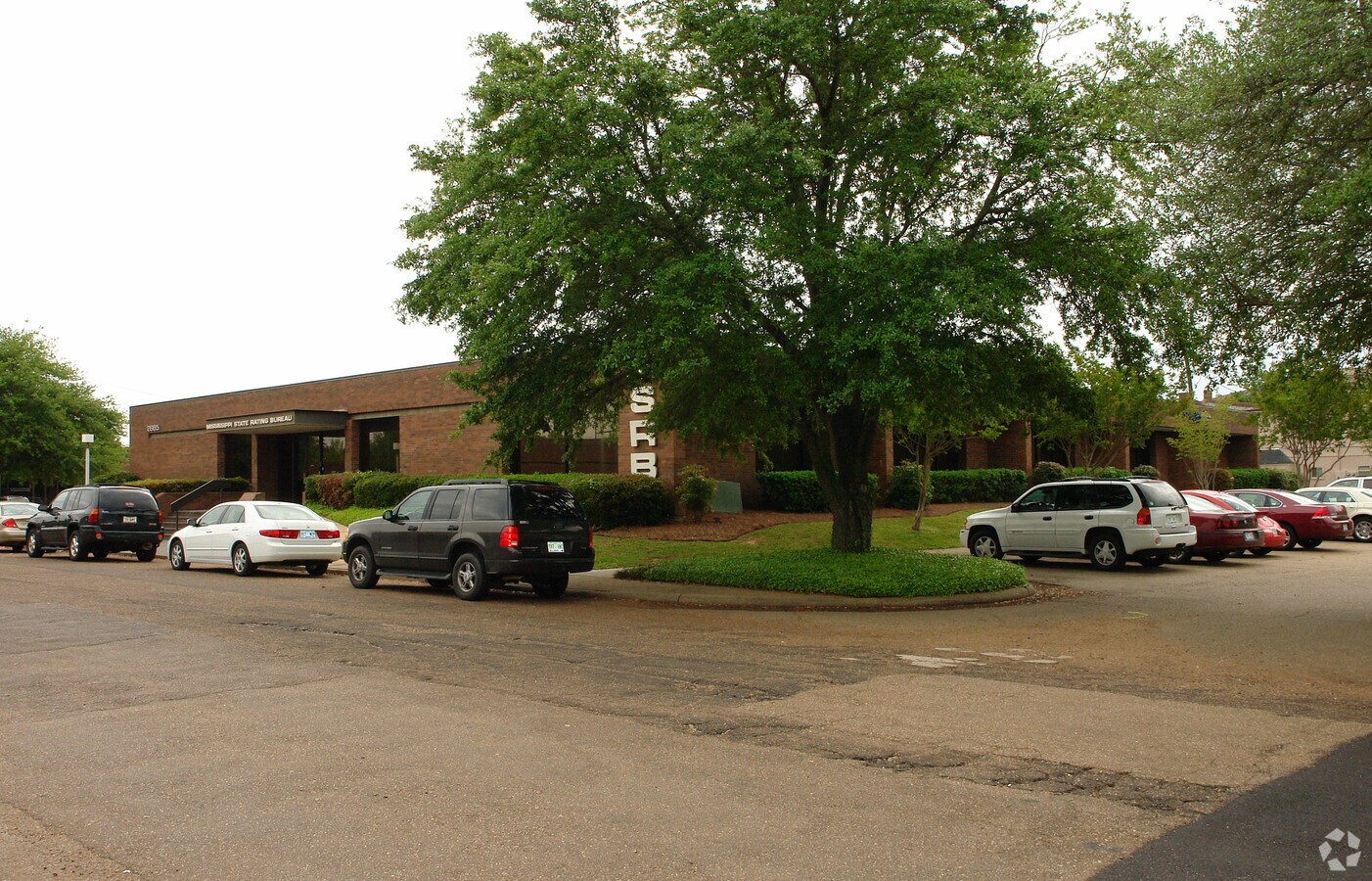 2685 Crane Ridge Dr, Jackson, MS, 39216 Office Property For Sale