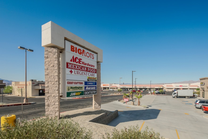 1799 Kiowa Ave N, Lake Havasu City, AZ for lease - Building Photo - Image 2 of 5