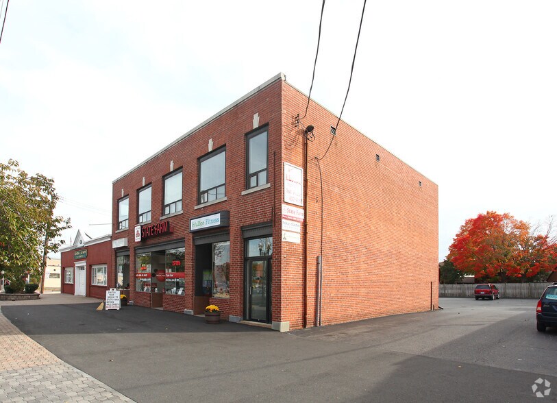 11231125 New Britain Ave, West Hartford, CT 06110 The Andrews Bldg