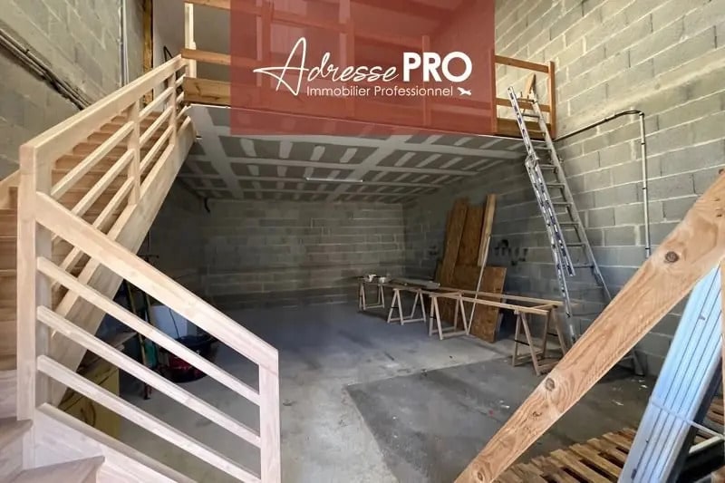 Location Commerce 90 m² - Photo 1