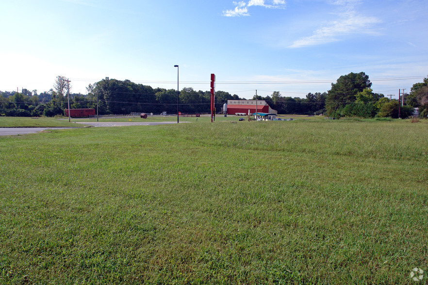 2625 N 27 Hwy, La Fayette, GA for sale - Building Photo - Image 3 of 8