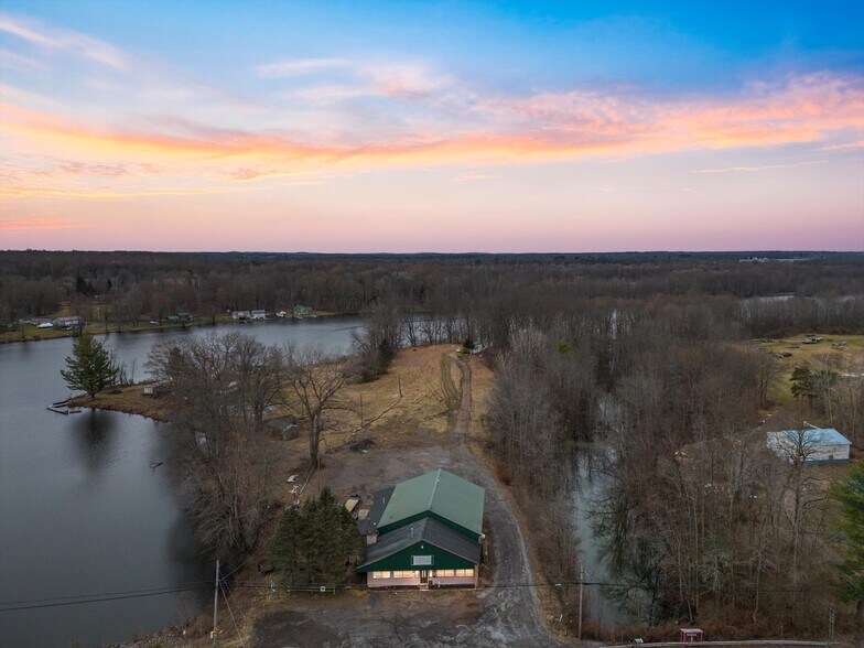 605 State Route 48, Fulton, NY 13069