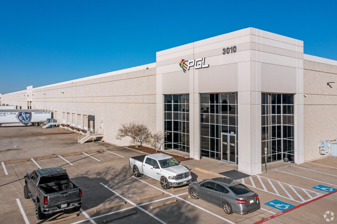 3010 Red Hawk Dr, Grand Prairie, TX 75052