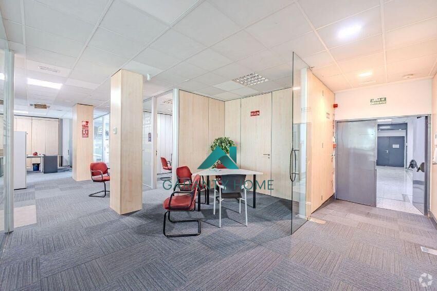 Office in Madrid, Madrid for lease Interior Photo- Image 1 of 2
