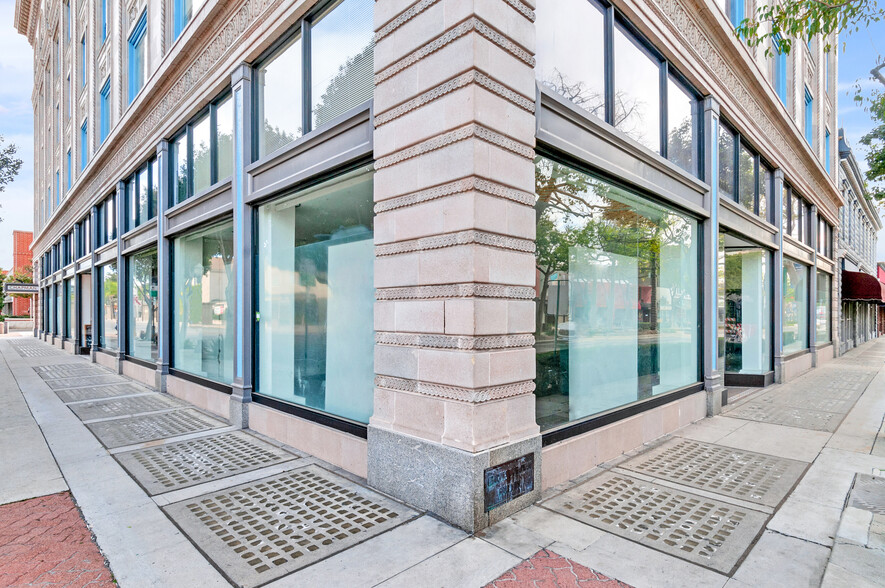 110 E Wilshire Ave, Fullerton, CA for lease - Building Photo - Image 3 of 5