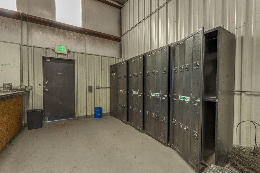 24980 County Road 18.3, Trinidad, CO for sale - Interior Photo - Image 3 of 34