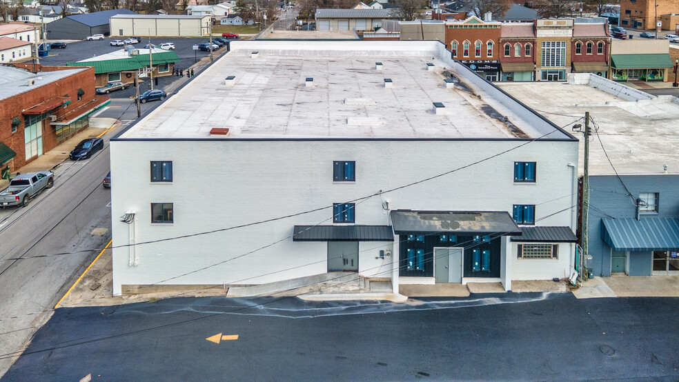 177-179 N Main St, Russellville, KY for lease - Building Photo - Image 2 of 26