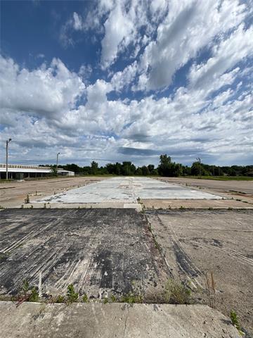 2018 W Shawnee St, Muskogee, OK for sale - Primary Photo - Image 1 of 8