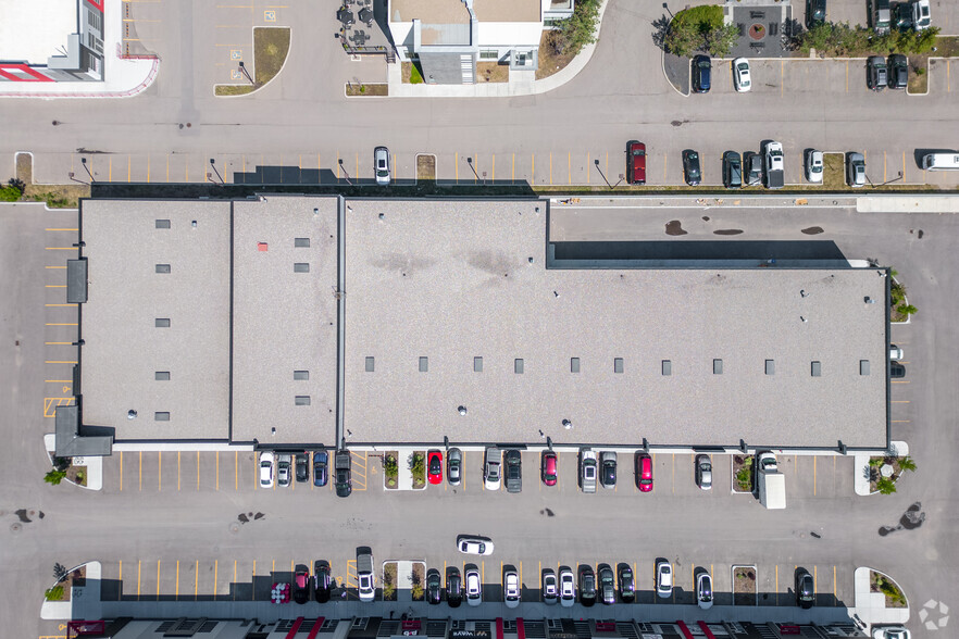 6520 36 St NE, Calgary, AB for sale - Aerial - Image 3 of 7