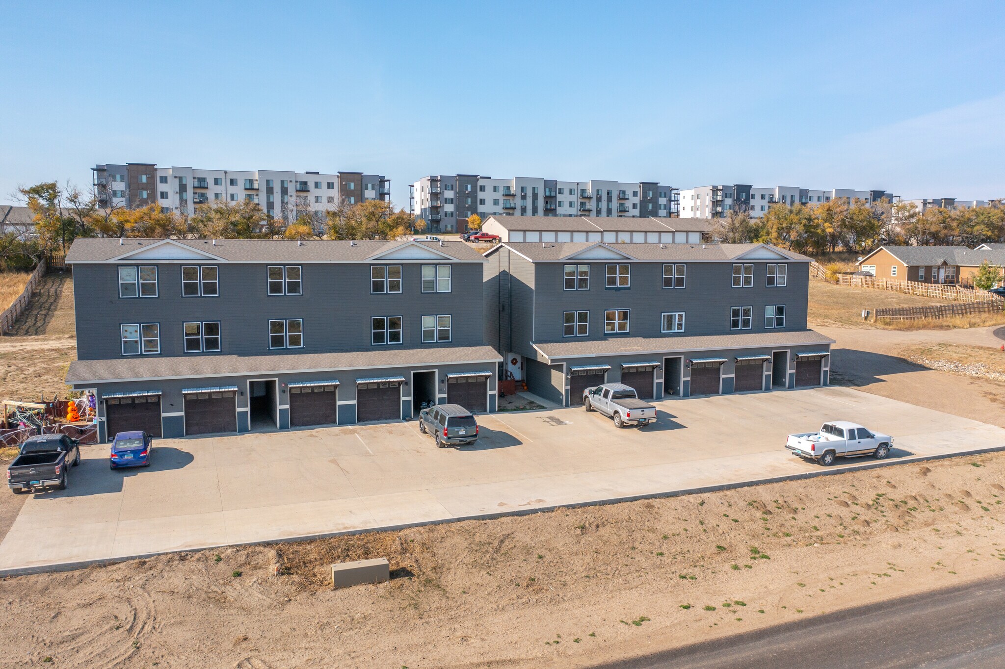 11211125 Pheasant Ridge St S, Watford City, ND 58854 Multifamily for