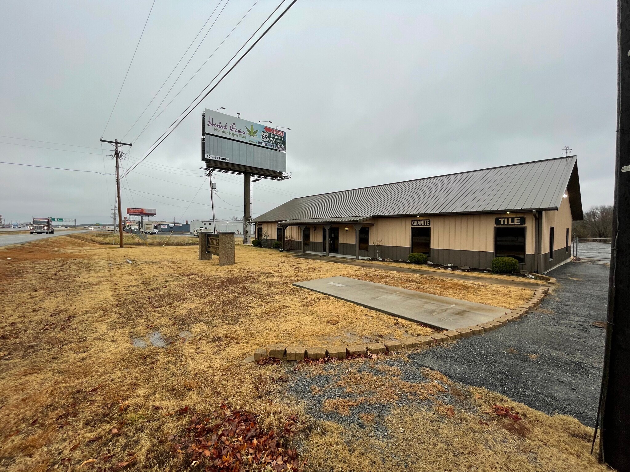 1704 S George Nigh Expy, Mcalester, OK for sale Primary Photo- Image 1 of 1