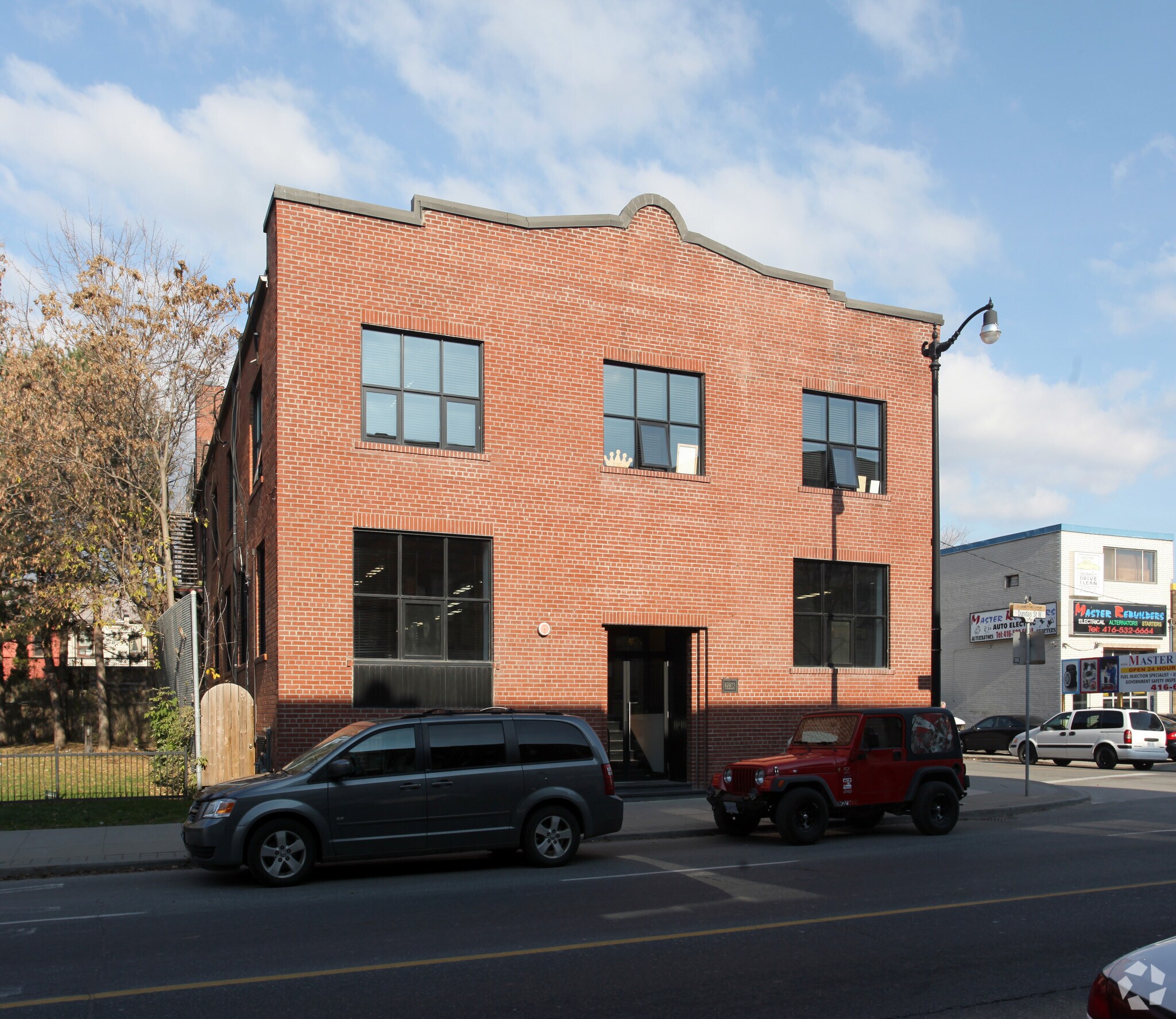 2738 Dundas St W, Toronto, ON for sale Primary Photo- Image 1 of 1