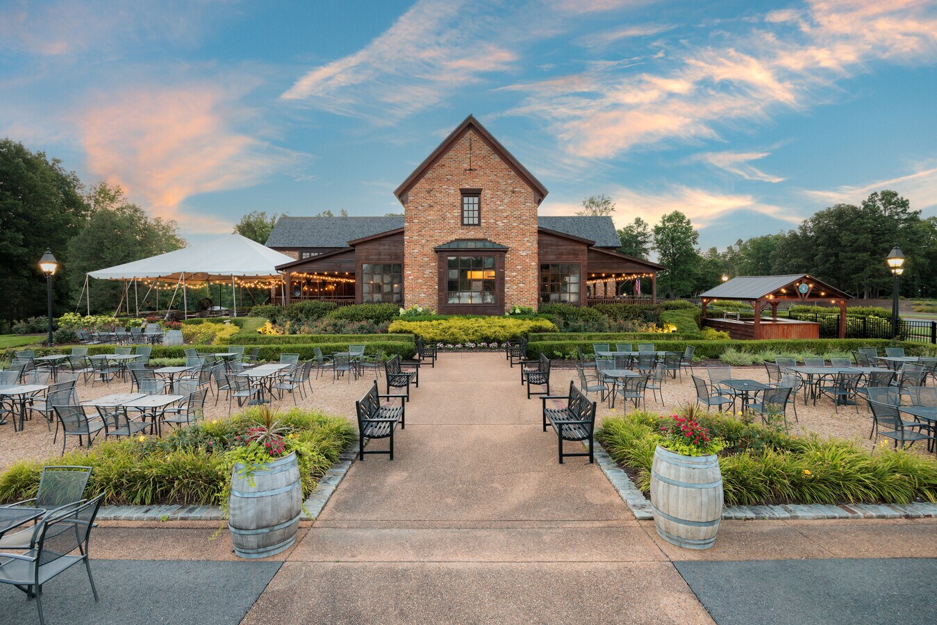 8442 Old Church Rd, New Kent, VA 23124