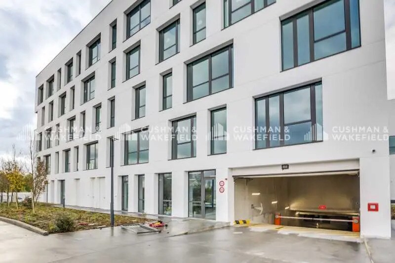 Rue Ella Maillart, Massy for lease - Building Photo - Image 3 of 8