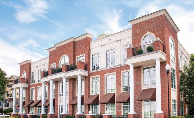 1300 Ridenour Blvd, Kennesaw, GA for lease - Primary Photo - Image 1 of 19