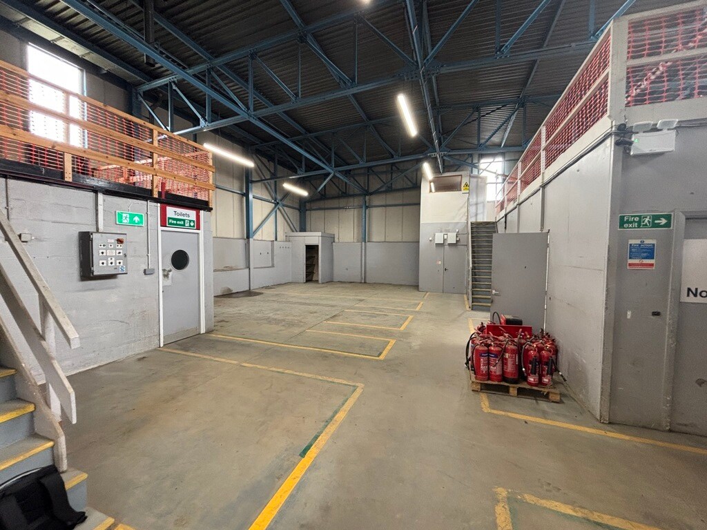 Kingsway, Gateshead for lease Interior Photo- Image 1 of 4
