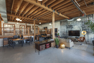 305 S Kalorama St, Ventura, CA for lease Interior Photo- Image 1 of 8