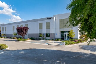 More details for 34943-34947 Flyover Ct, Bakersfield, CA - Industrial for Lease