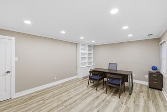4651 Roswell Rd NE, Atlanta, GA for lease Interior Photo- Image 2 of 4