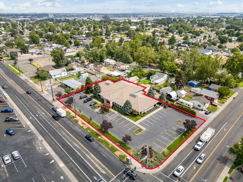 911 S Washington St, Kennewick, WA for sale - Building Photo - Image 2 of 33