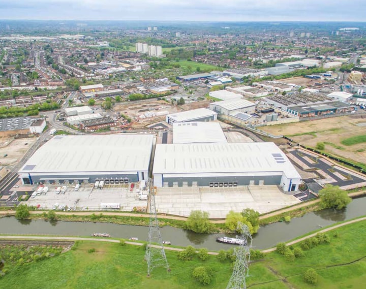 24 East Duck Lees Ln, Enfield for sale Building Photo- Image 1 of 1