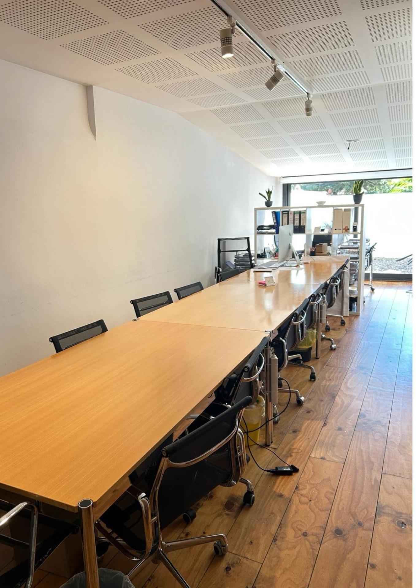 Retail in Terrassa, Barcelona for lease Interior Photo- Image 1 of 5