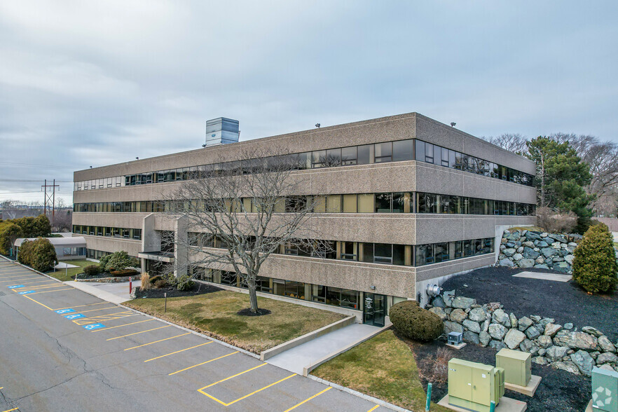 265 Winter St, Waltham, MA for lease - Building Photo - Image 1 of 4