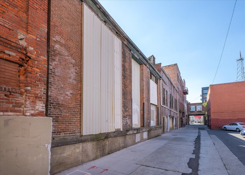 124 S Jefferson St, Spokane, WA for sale - Building Photo - Image 3 of 9