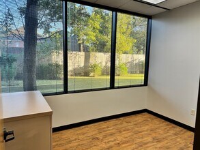 2500 Fondren Rd, Houston, TX for lease Interior Photo- Image 2 of 8