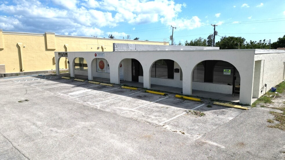 3057 Tamiami Trl, Port Charlotte, FL for sale - Building Photo - Image 2 of 4