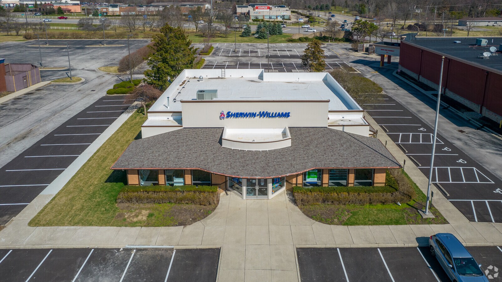 3873 Park Mill Run Dr, Hilliard, OH 43026